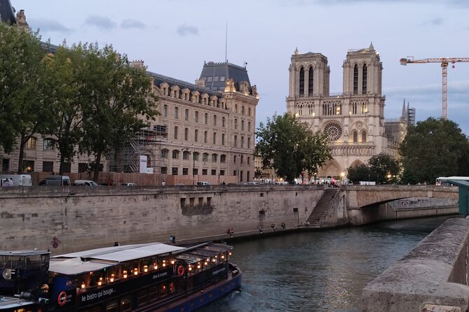 Best Bits of Paris - 15 Favourites - Walking Tour - Montmartre