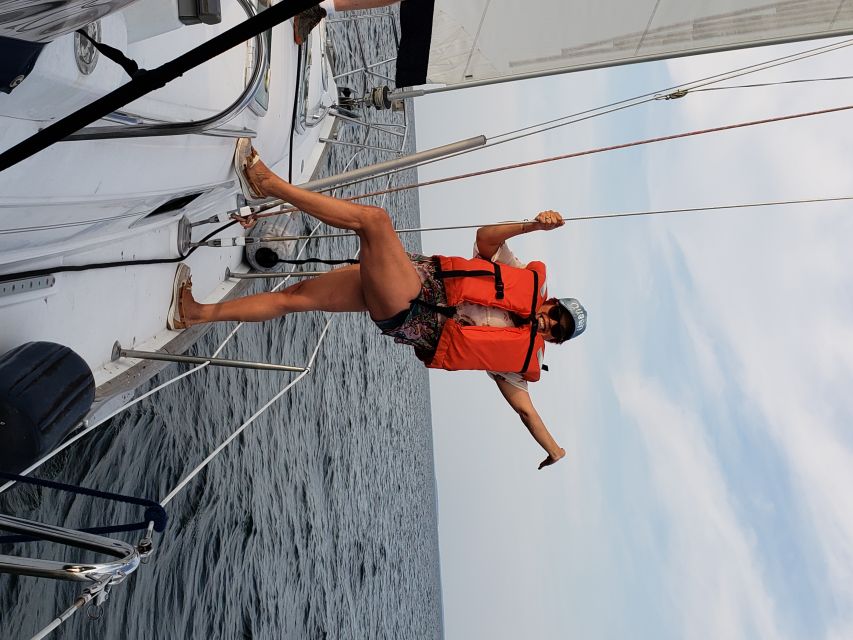 Chesapeake Beach: Private Sailing Cruise on a 42-Foot Yacht - Full Description