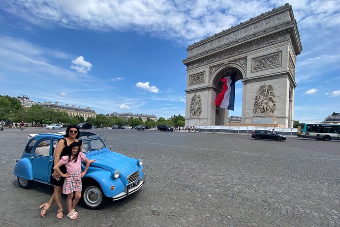 Discover Paris in 1 Hour: Fun and Efficient 2CV Tour - Pickup Options and Details