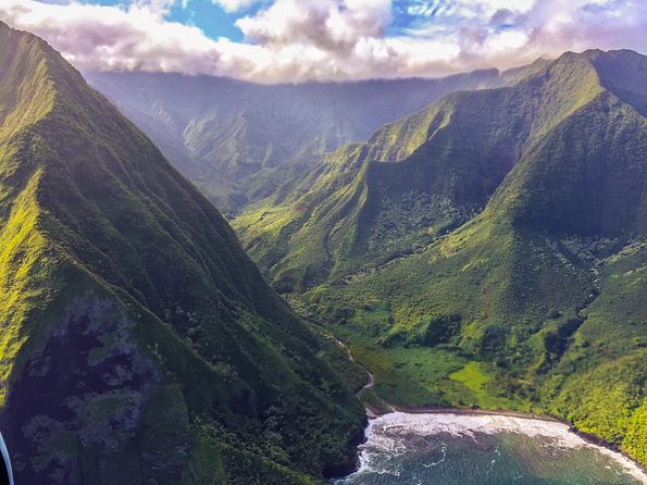 Doors off West Maui and Molokai 45 Minute Helicopter Tour - Customer Reviews