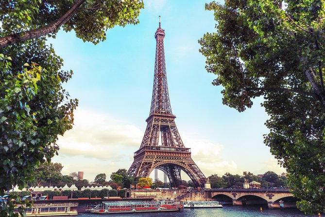 Eiffel Tower Tour With Summit by Elevator and Seine Cruise - Tour Logistics