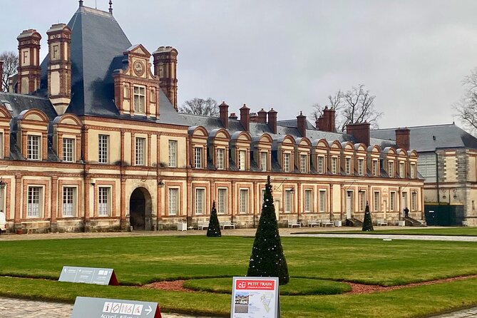 Fontainebleau, Versailles, Trianon Small Group From Paris - Logistics