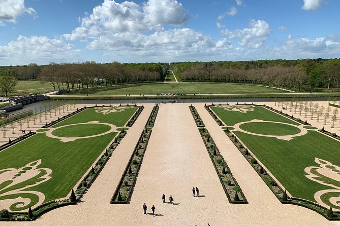 Loire Valley Castles VIP Private Tour: Chambord, Chenonceaux, Amboise - Customized Itinerary Options