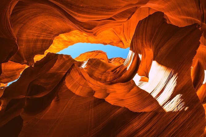 Lower Antelope Canyon and Horseshoe Bend Small Group Day Tour - Comfortable Transportation and Photography Opportunities