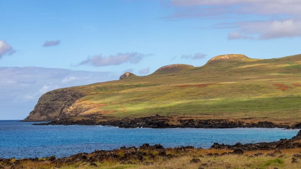 Mystery of the Poike:Walk Through the Most Unknown Rapa Nui - Delving Into Archaeological Treasures