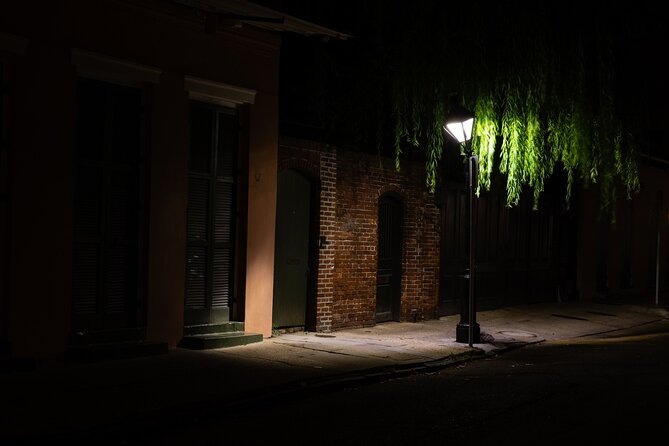 New Orleans Adults-Only True Crime and Ghost Walking Tour - Guest Experiences and Satisfaction