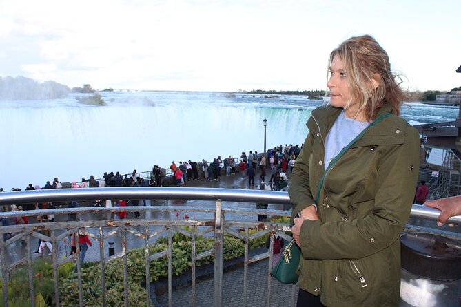 Niagara Falls Evening Lights Tour With Skylon Tower Dinner - Reviews