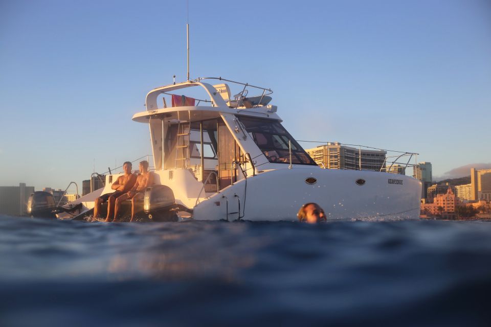 Oahu: Honolulu Private Catamaran Cruise With Snorkeling - Activity Description