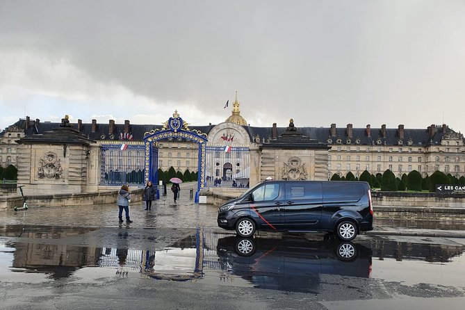 Paris Half Day Private Sightseeing Tour With a Driver - Pricing and Group Size