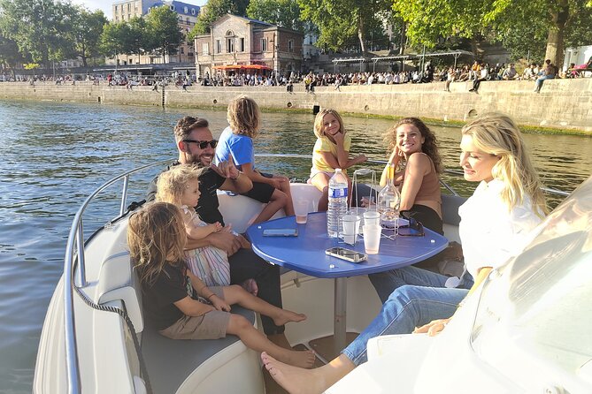 Paris Seine River Private Boat - VIP Experience Details