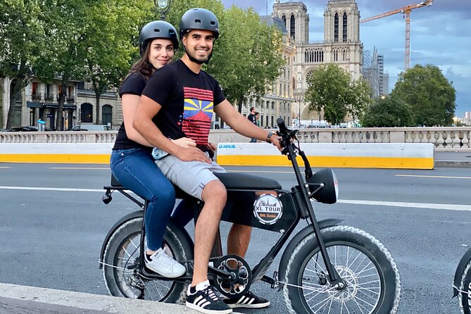 Paris Sightseeing Family Friendly Guided Electric Bike Tour - Meeting Point and Logistics