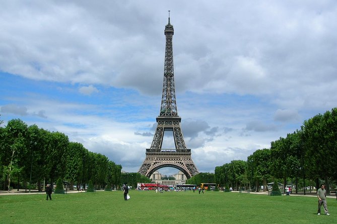 Paris Top Attractions & Hidden Gems Around Your Hotel Private Orientation Tour - Cancellation Policy and Reviews