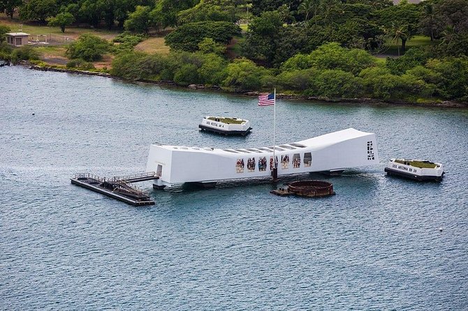 Pearl Harbor Deluxe Uncovered Tour With Lunch - Traveler Reviews