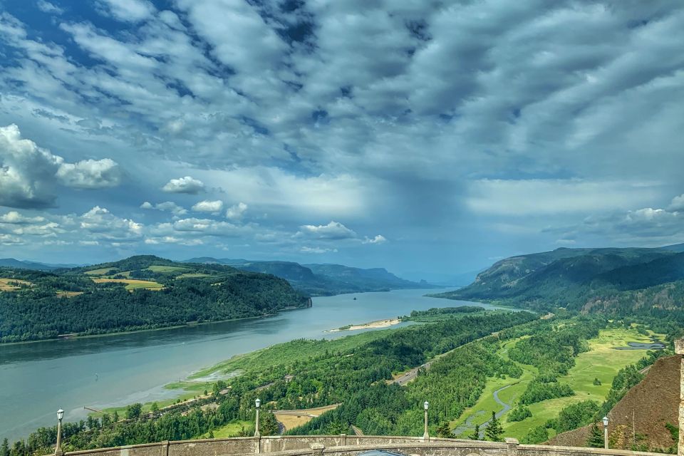 Portland: Columbia River Gorge Waterfalls Afternoon Tour - Tour Highlights