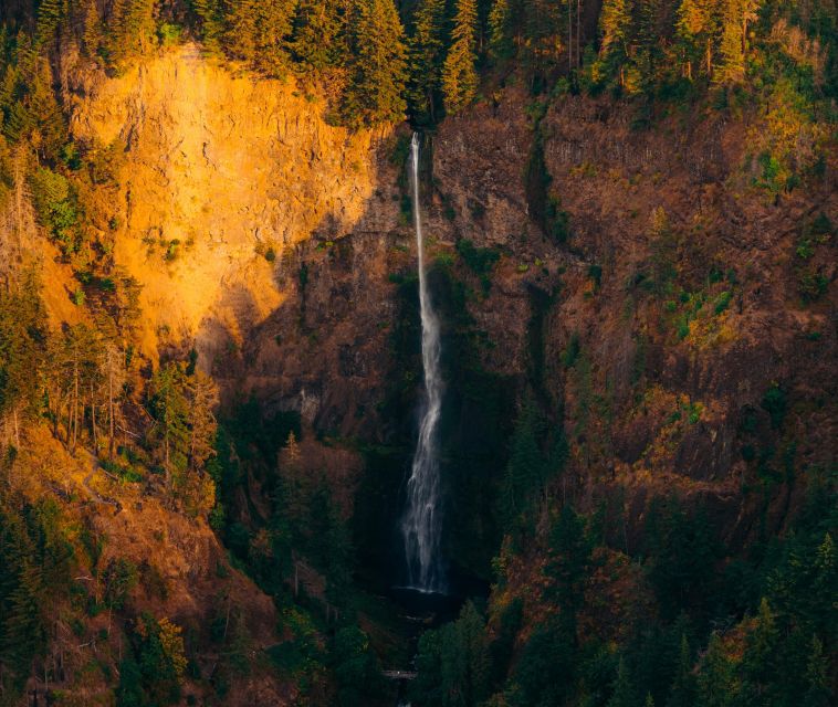 Portland: Private Columbia Gorge Waterfalls Scenic Air Tour - Tour Description