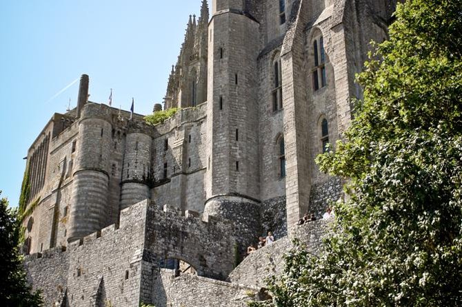 Private Day Tour of Mont Saint-Michel From Caen - Cancellation Policy