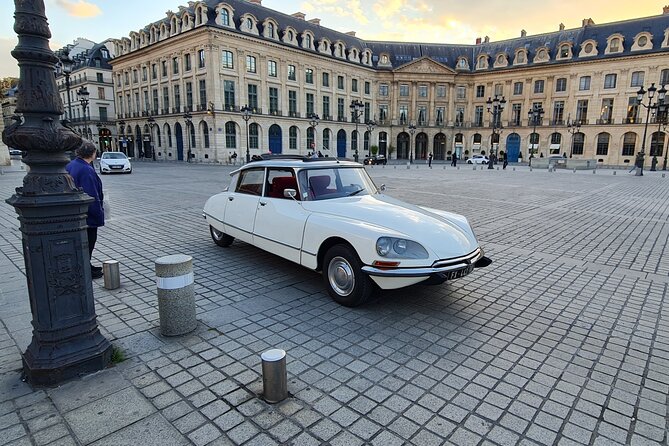 Private Tour 3 Hours Paris Citroën DS Oldtimer - Emily in Paris - Common questions