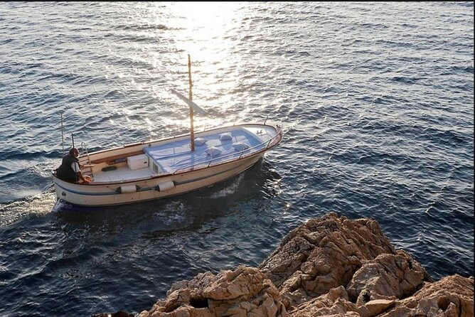 Private Tour in a Typical Capri Boat - Accessibility Information