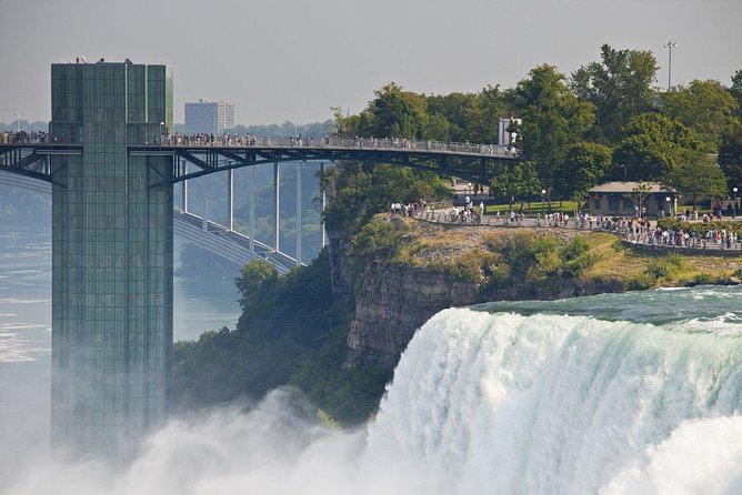 Private Transfer: Pearson Int'l Airport (YYZ) to Niagara Falls, ON - Inclusions