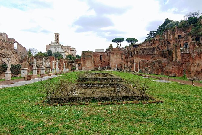 Rome: Colosseum Guided Tour With Roman Forum and Palatine Hill - Experience Expectations