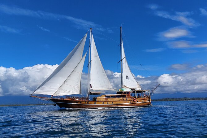 Sailing Ship Cruise  - Quepos - Amenities and Services