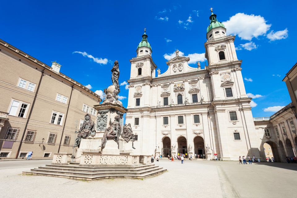 Salzburg: Self-Guided Highlights Scavenger Hunt & Tour - Tour Structure and Interactivity