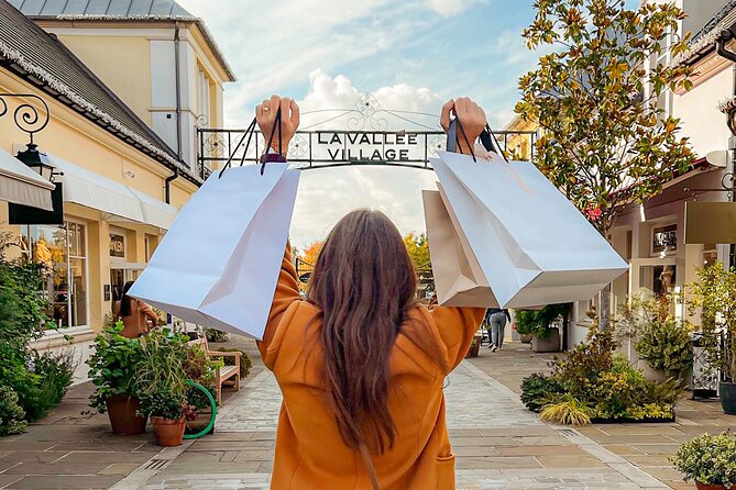 Shopping Outlet La Vallée Village Round-Trip Transport From Paris - Itinerary and Shopping Expectations