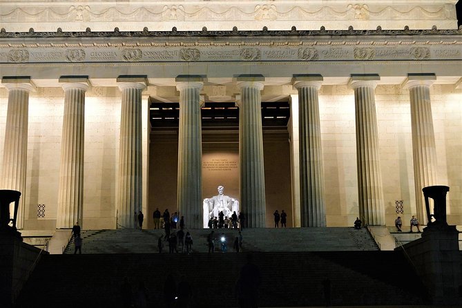 Small Group National Mall Night Tour With 10 Top Attractions - Monument Highlights