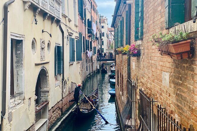 Venice: Jewish Ghetto & Cannaregio Area Food Tour: Pasta Wine Gelato and More! - Traveler Reviews and Feedback