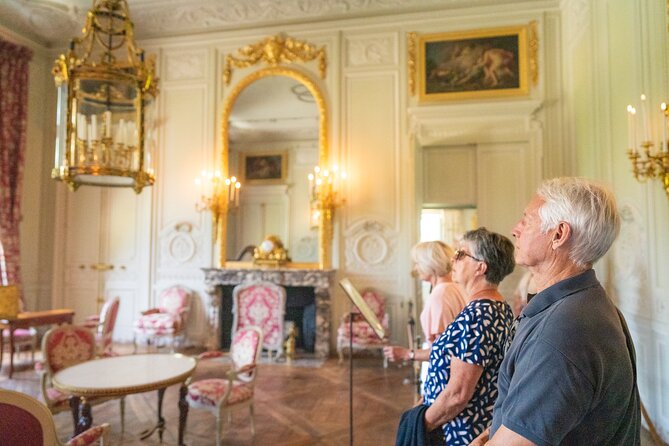 Versailles Marie Antoinette Afternoon Guided Tour With Petit Trianon & Hamlet - Multilingual Experience