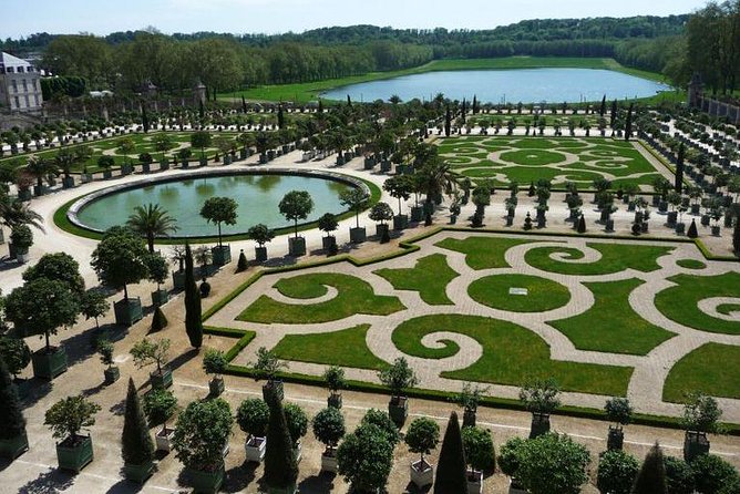 Versailles Palace and Trianon Guided Day Tour From Paris - Reviews