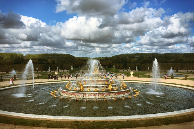 Versailles Palace Skip The Line Access Half Day Private & Tailored Guided Tour - Logistics Information