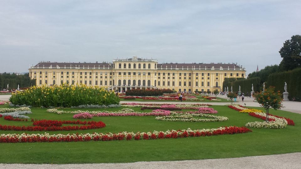 Vienna: Schönbrunn Palace and City Center Guided Tour - Palace Tour and Royal Residences