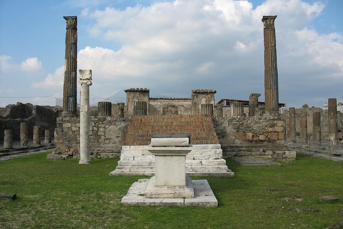 Visit in Pompeii - Pompeii Private Tour With Ada - Meeting and Pickup Details