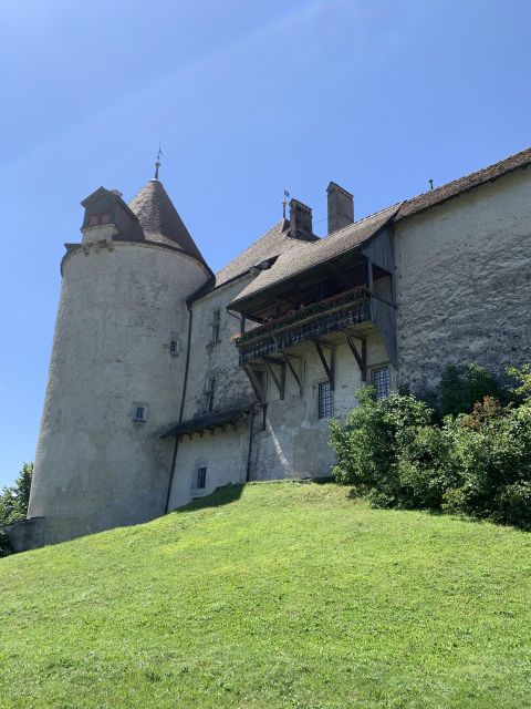 Zurich: Gruyères Castle, Cheese, Chocolate Private Day Tour - Available Languages and Accessibility
