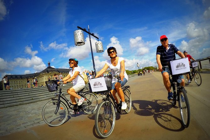 Bordeaux Essentials Sightseeing Bike Tour With a Local Guide - Booking Information