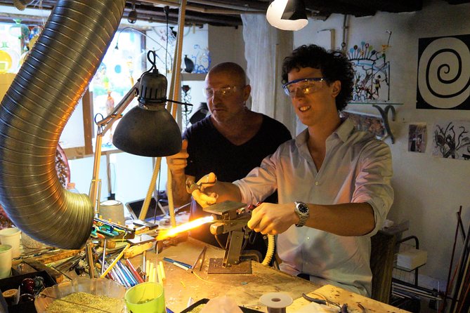 Create Your Glass Artwork: Private Lesson With Local Artisan in Venice - Studio Environment