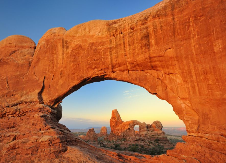 Discover Arches National Park: Private Tour From Moab - Tour Details