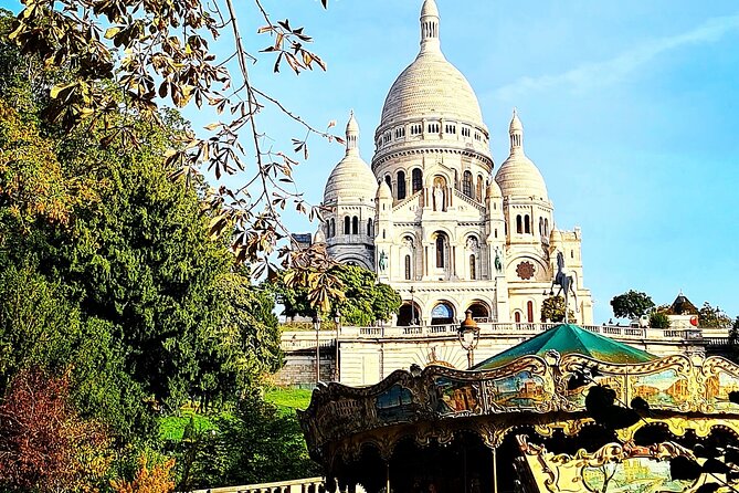 Drawing Workshop / Creative Notebook During an Unusual Walk in Montmartre - Drawing Materials Provided