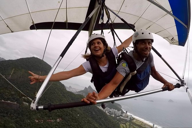 Experience Hang Gliding or Paragliding in Rio - Common questions