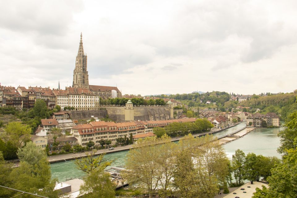 Explore the Best Guided Intro Tour of Bern With a Local - Included Services