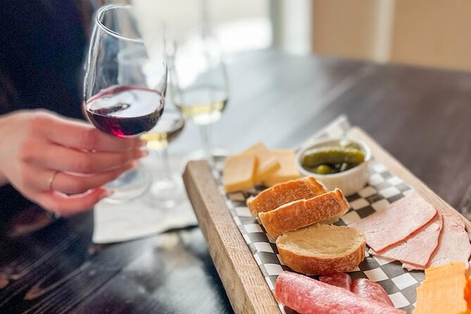 Full-Day Niagara-On-The-Lake Guided Wine and Charcuterie Tour - Traveler Assistance