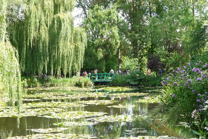 Giverny and Versailles Small Group Day Trip From Paris - Tour Highlights