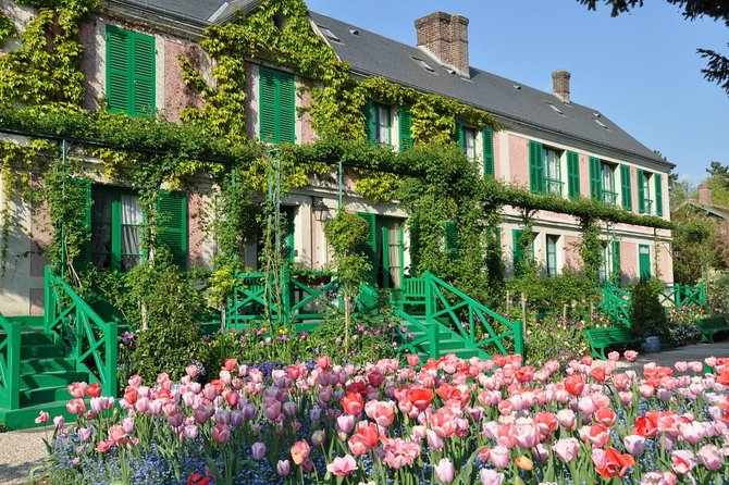 Givernys House & Gardens Plus Versailles Palace Day Trip With Lunch From Paris - Cancellation Policy