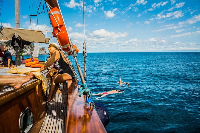 Ischia Day Cruise via Vintage Schooner With Lunch on Board  - Isola Dischia - Scenic Locations and Landmarks