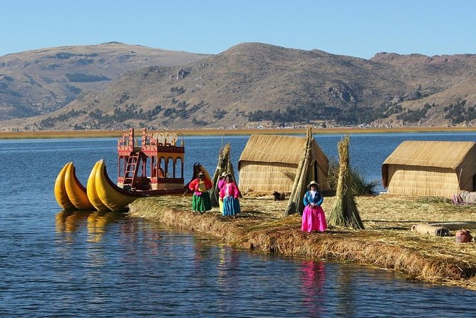 Lake Titicaca (Day Trip) Uros & Taquile Islands - Uros Islands Exploration