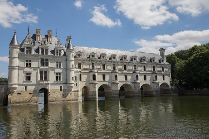 Loire Valley Castles VIP Private Tour: Chambord, Chenonceaux, Amboise - Luxurious Travel Experience