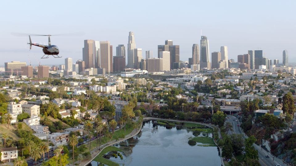 Los Angeles: Downtown Landing Helicopter Tour - Key Information