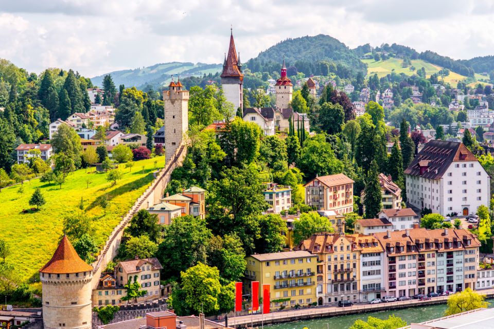 Lucerne: First Discovery Walk and Reading Walking Tour - Important Information