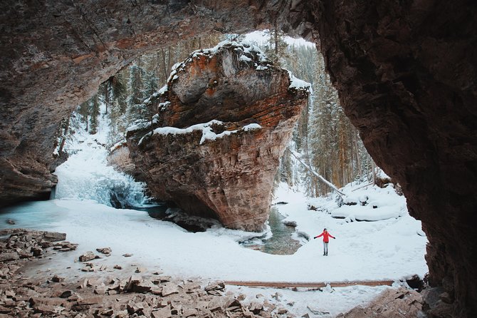 Maligne Canyon Ice Walk - Tour Itinerary and Highlights